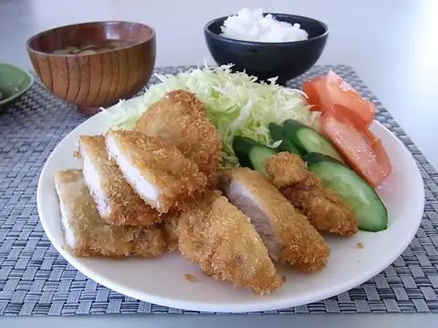 カツ