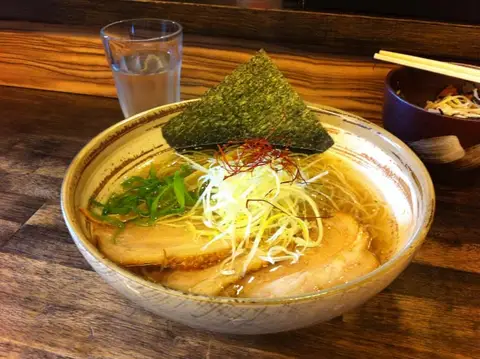 グルメスポット探索