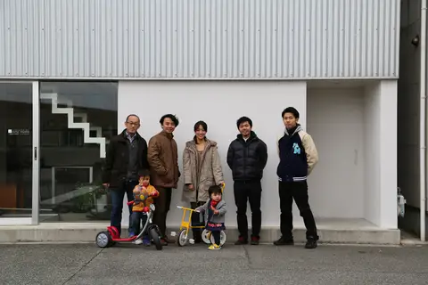 オープンデスク及びスタッフ募集
