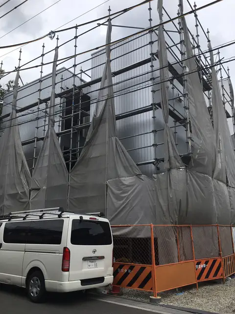 高槻のオフィス　-軽鉄工事とクリアランス-