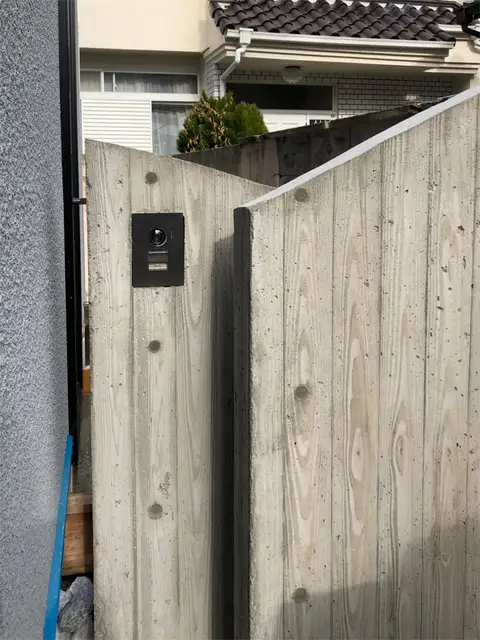 コンクリート塀