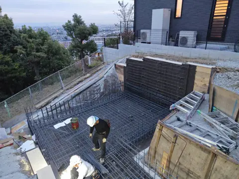 地下室　鉄筋工事・型枠工事