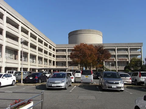 宝塚市庁舎